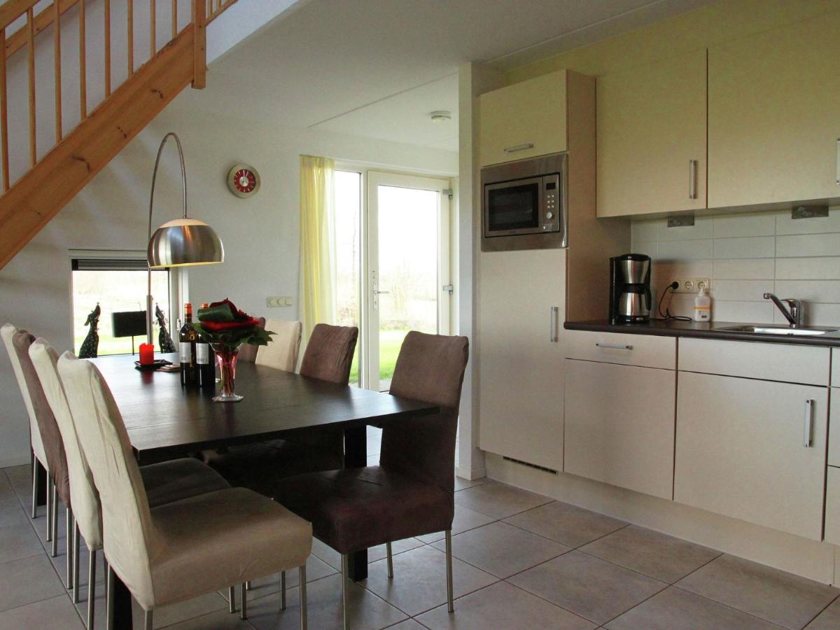Luxury Holiday Home With Private Terrace Langweer Exteriör bild
